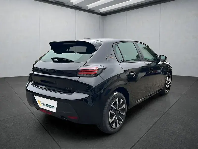 Gebraucht Peugeot 208 110 PS (80 kW) 2025 Schwarz Kleinwagen