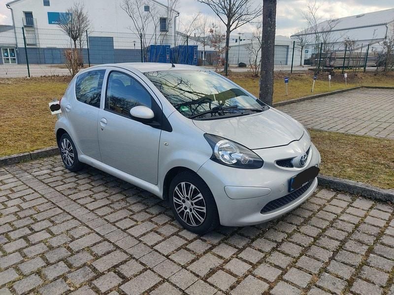 Gebraucht Toyota Aygo 68 PS (50 kW) 2009 Kleinwagen