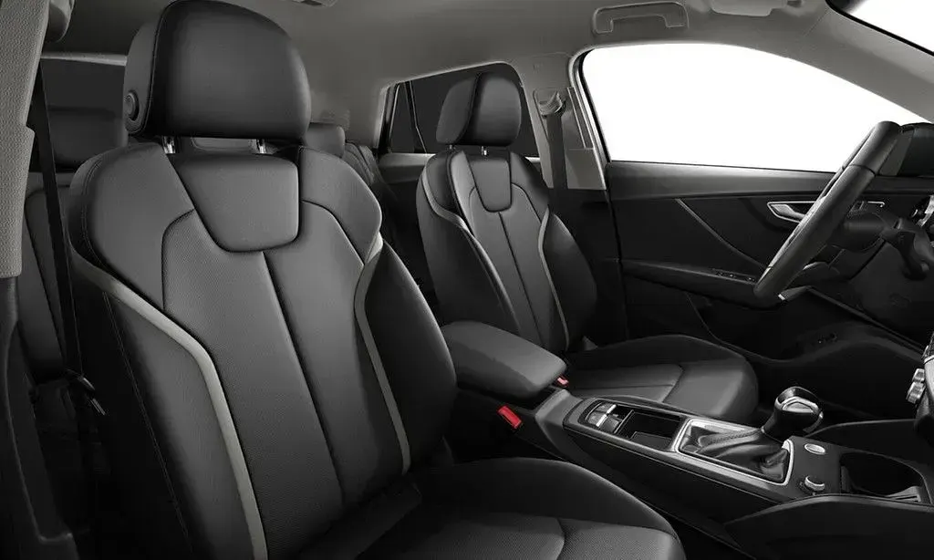 Gebraucht Audi Q2 S-Line 150 PS (110 kW) 2025 Schwarz SUV