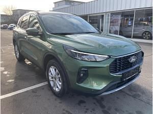 Neu Ford Kuga Titanium 243 PS (178 kW) 2026 Grün (bursting green) SUV