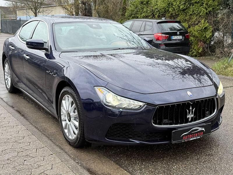 Gebraucht Maserati Ghibli 349 PS (256 kW) 2017 Blau Limousine