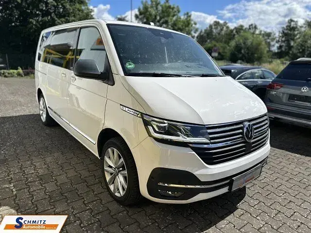 Gebraucht VW Multivan 199 PS (146 kW) 2020 Candyweiß Van / Kleinbus