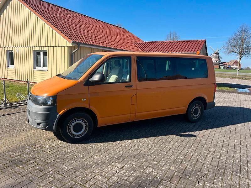Gebraucht VW T5 85 PS (62 kW) 2010 Orange Van