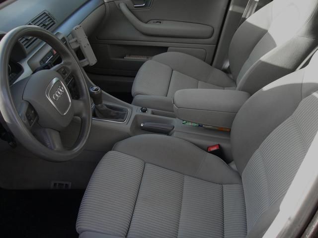 Gebraucht Audi A4 170 PS (125 kW) 2006 Grau metallic Kombi