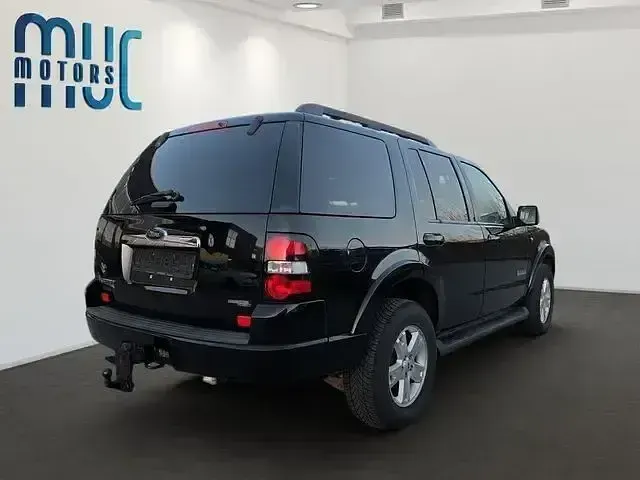 Używany Ford Explorer 305 KM (224 kW) 2007 Czarny SUV