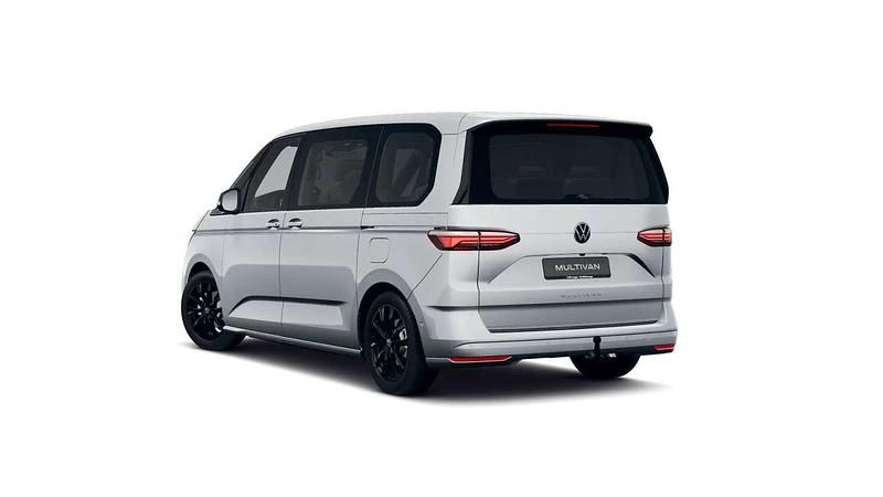Gebraucht VW Multivan Style 150 PS (110 kW) 2025 Silber Van