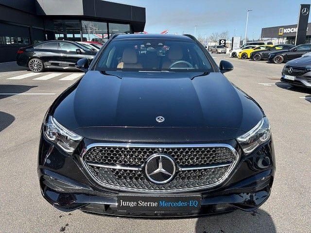 Gebraucht Mercedes E300 AMG 313 PS (230 kW) 2025 Metalliclack obsidianschwarz Kombi