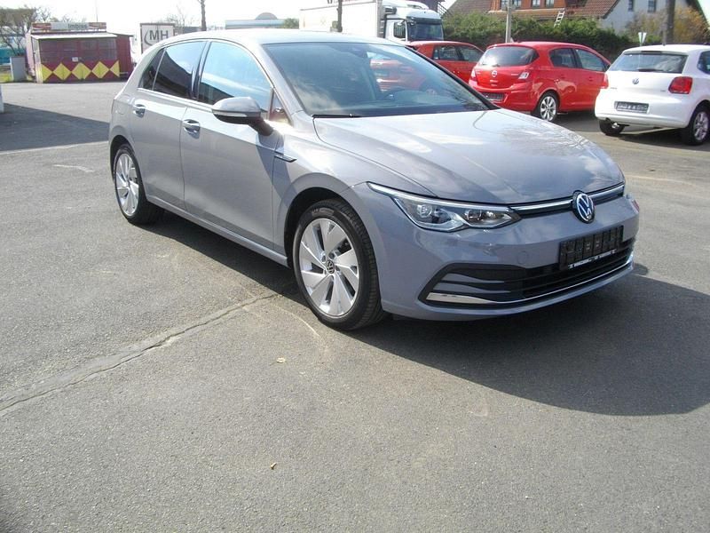 Gebraucht VW Golf VII 150 PS (110 kW) 2021 Grau Kleinwagen