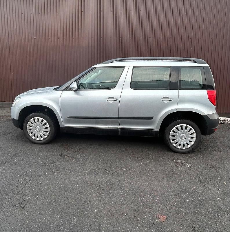 Gebraucht Skoda Yeti Experience 160 PS (117 kW) 2009 Grau SUV