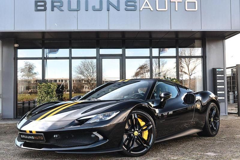 Gebraucht Ferrari 296 829 PS (609 kW) 2023 Schwarz