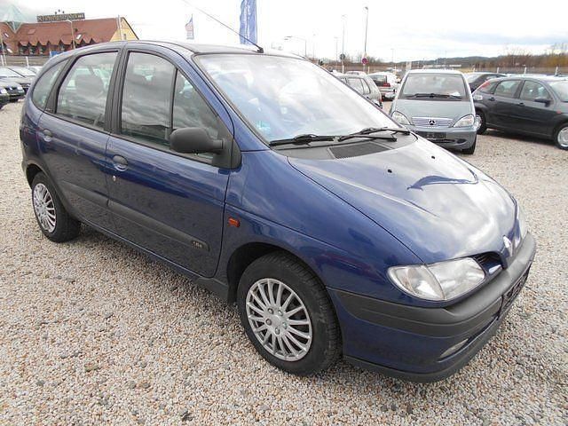 Gebraucht Renault Mégane 90 PS (66 kW) 1998 Blau Van / Kleinbus