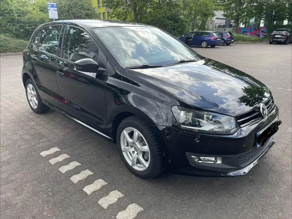 Gebraucht VW Polo Comfortline 69 PS (50 kW) 2014 Schwarz Limousine
