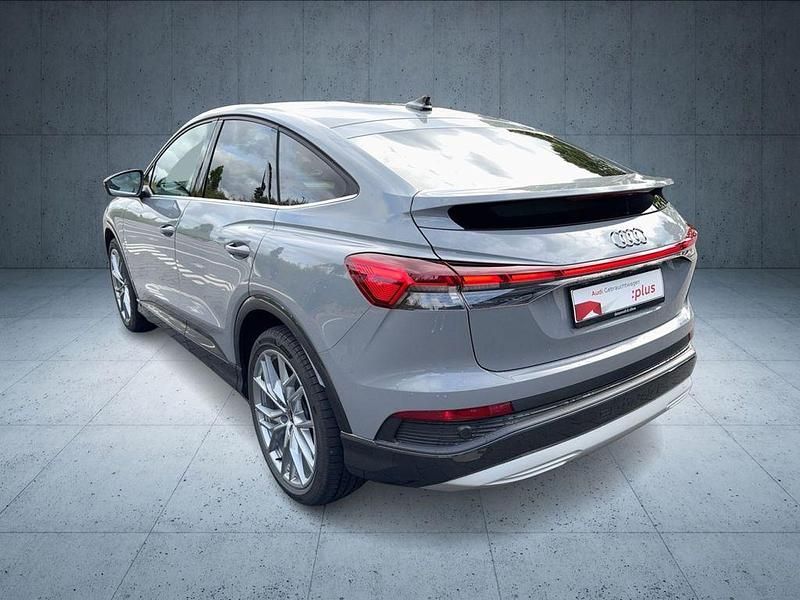 Gebraucht Audi Q4 Sportback e-tron Ambiente 125 kW (170 PS) 2025 Kieselgrau SUV