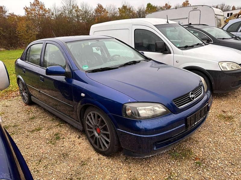 Gebraucht Opel Astra 84 PS (61 kW) 2003 Blau Limousine