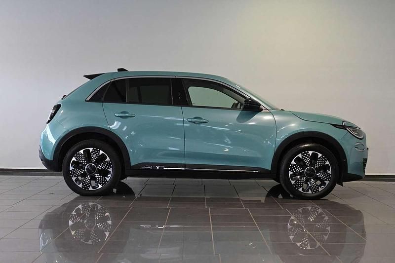 Gebraucht Fiat 600 La Prima 114 kW (156 PS) 2024 Blau SUV