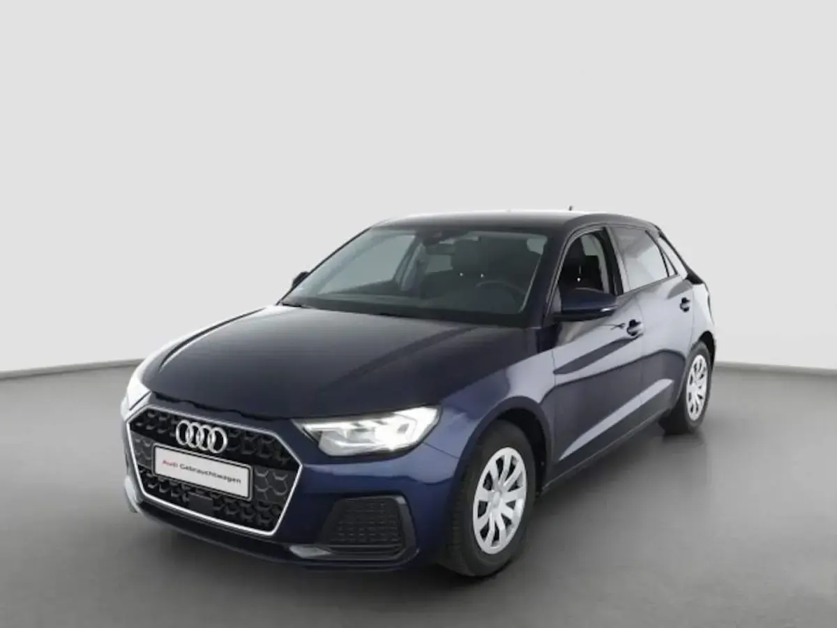 Gebraucht Audi A1 Sportback Advanced Plus 116 PS (85 kW) 2025 Navarrablau metallic Kleinwagen