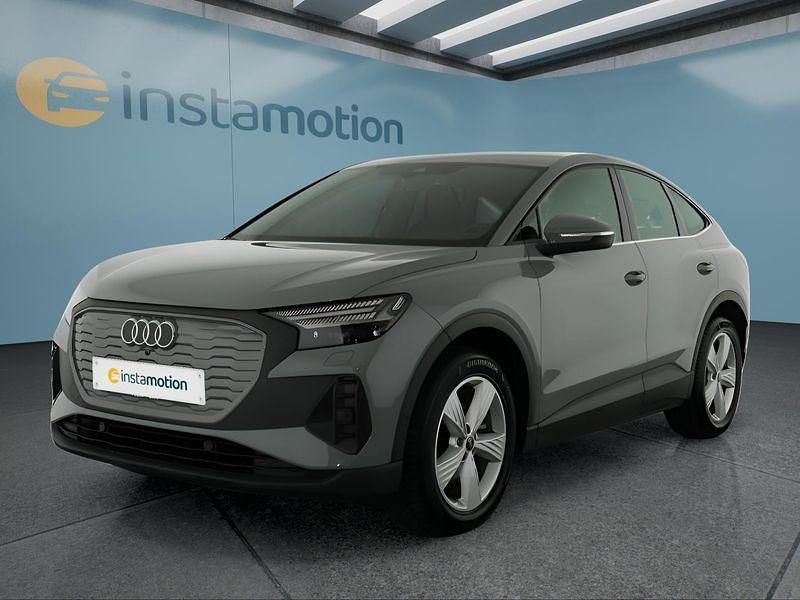 Grau Gebraucht 2022 Audi Q4 Sportback e-tron SUV | 23.999 € (Fairer Preis) - Bild 1/4