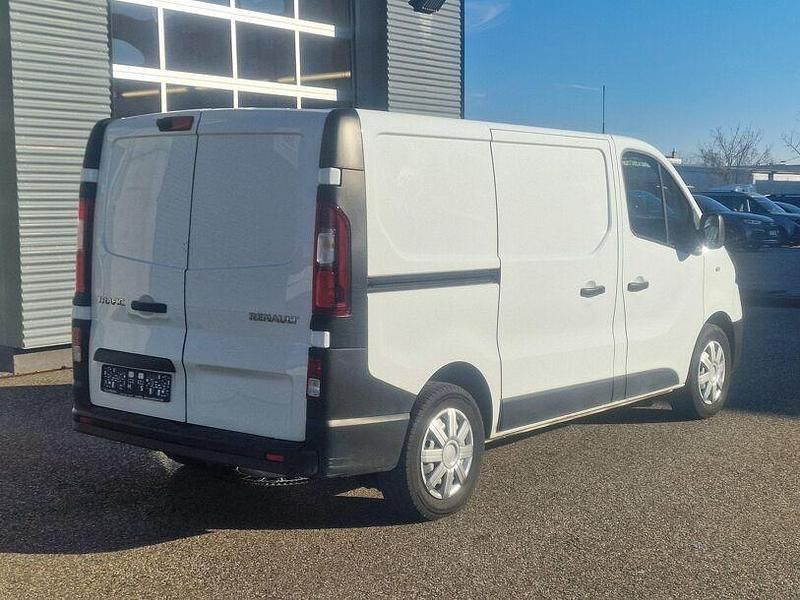 Gebraucht Renault Trafic Komfort 145 PS (106 kW) 2020 Gletscherweiss Van / Kleinbus