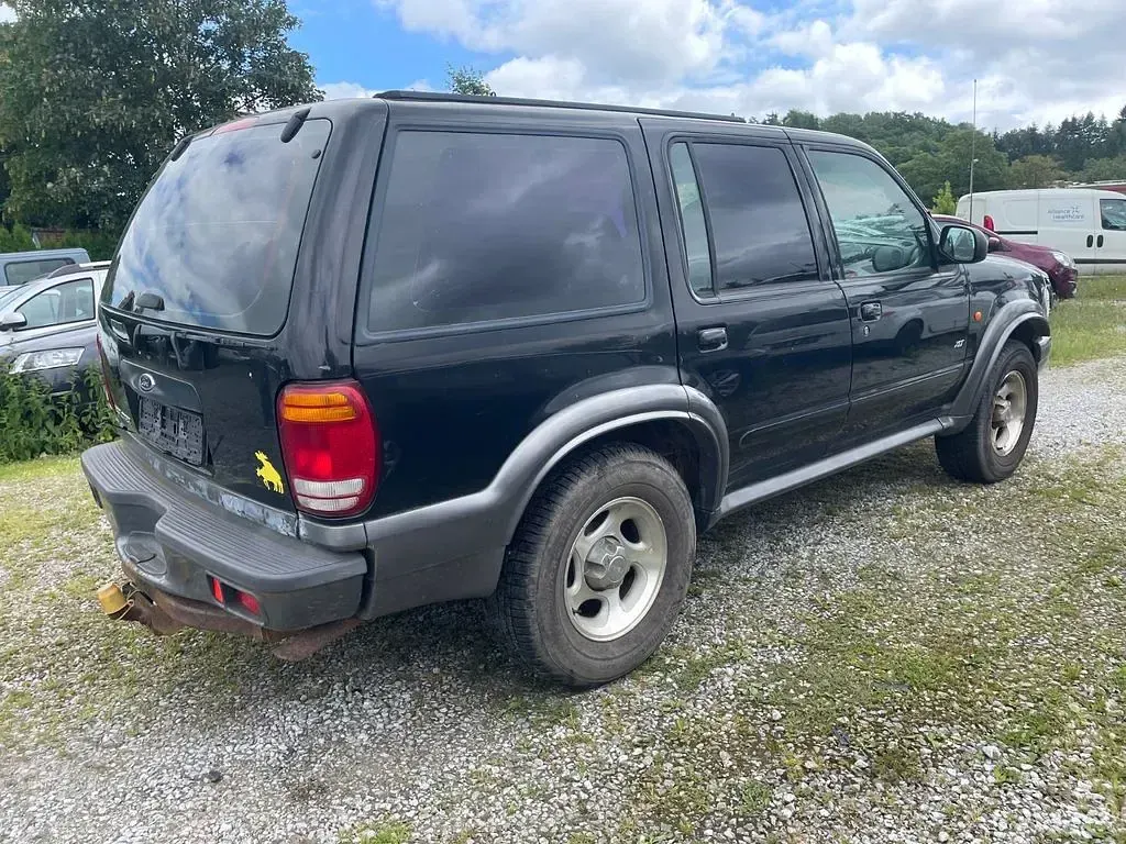 Gebraucht Ford Explorer Limited 204 PS (150 kW) 2000 Schwarz SUV