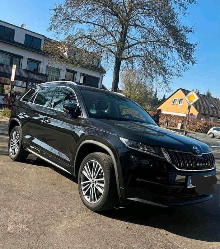 Schwarz Gebraucht 2021 Skoda Kodiaq SUV | 28.900 € (Guter Preis) - Bild 1/4