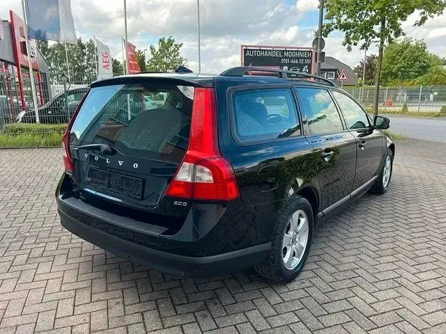 Gebraucht Volvo V70 Basis 136 PS (100 kW) 2009 Schwarz Kombi