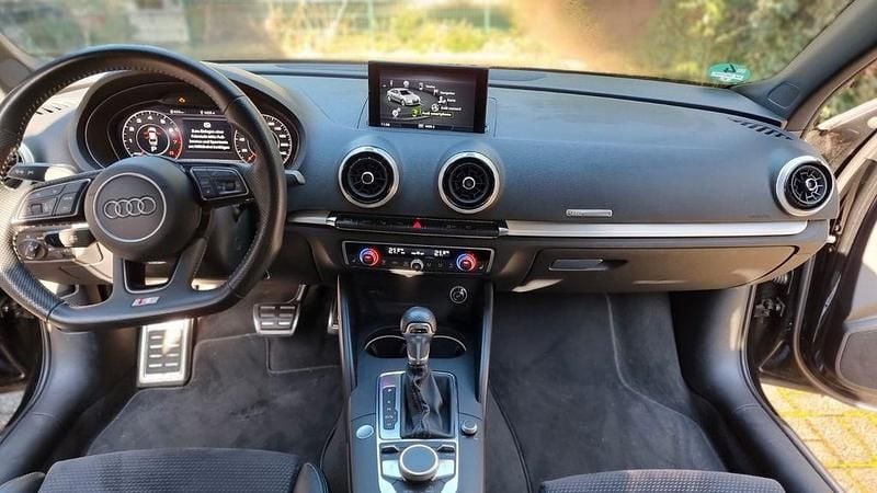 Schwarz Gebraucht 2019 Audi A3 S-Line Limousine | 20.850 € (Guter Preis) - Bild 1/4