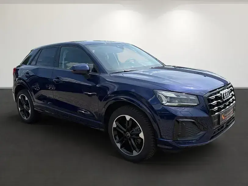 Gebraucht Audi Q2 Advanced Plus 150 PS (110 kW) 2024 Navarrablau metallic SUV