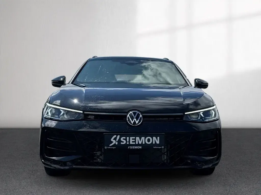 Neu VW Passat R-line 193 PS (141 kW) 2026 Schwarz Kombi