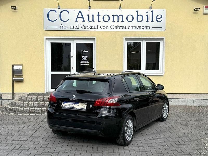 Gebraucht Peugeot 308 Access 125 PS (91 kW) 2014 Limousine