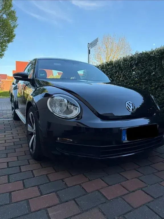 Gebraucht VW Beetle 105 PS (77 kW) 2013 Schwarz Kleinwagen