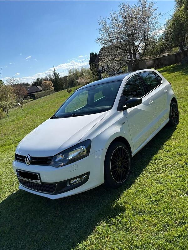 Gebraucht VW Polo Life 90 PS (66 kW) 2014 Weiß Kleinwagen