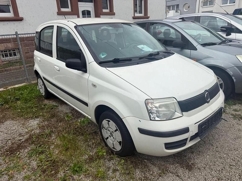 Weiß Gebraucht 2009 Fiat Panda Active Kleinwagen | 999 € (Guter Preis) - Bild 1/4