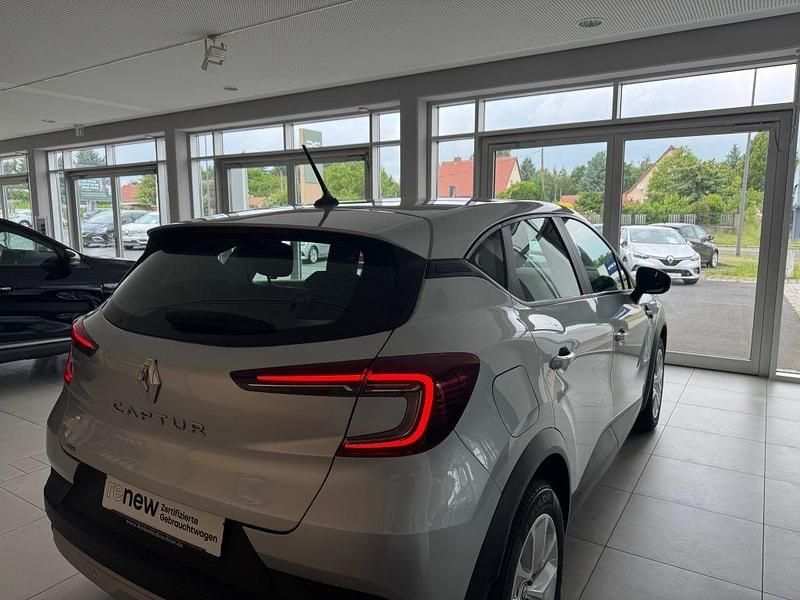 Gebraucht Renault Captur Business 91 PS (66 kW) 2022 Grau SUV