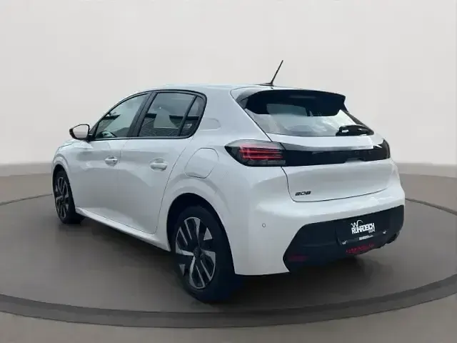 Gebraucht Peugeot 208 Active 75 PS (55 kW) 2024 Weiß Kleinwagen