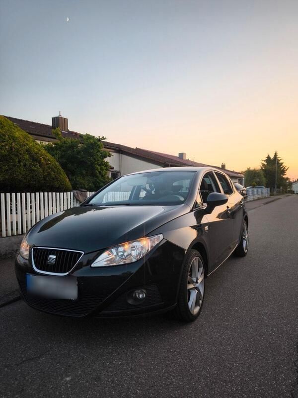 Schwarz Gebraucht 2012 Seat Ibiza Sport Kleinwagen | 7.000 € (Teuer) - Bild 1/4