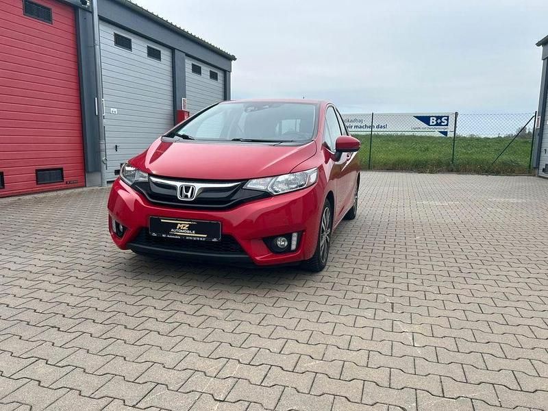 Gebraucht Honda Jazz Elegance 102 PS (75 kW) 2017 Rot Kleinwagen