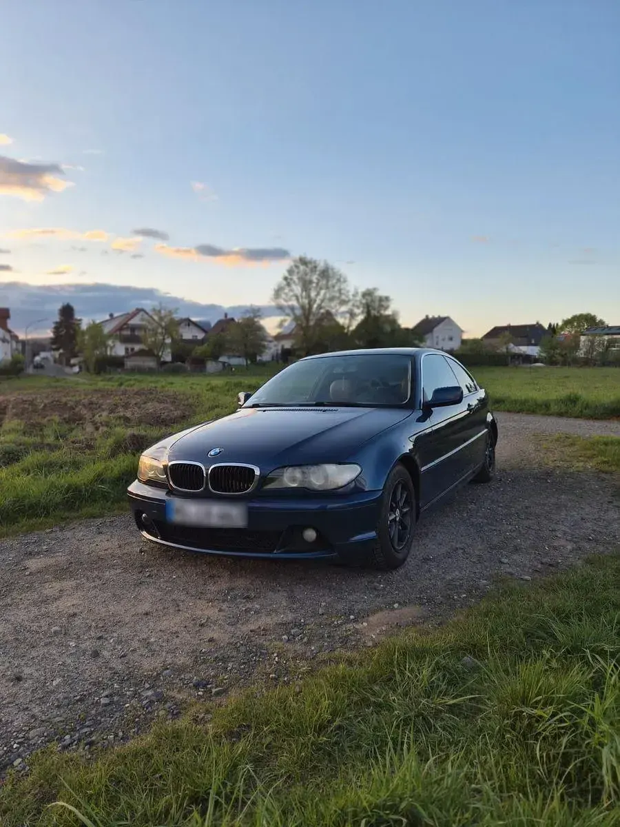 Gebraucht BMW 320 Sport Line 170 PS (125 kW) 2003 Blau Coupé