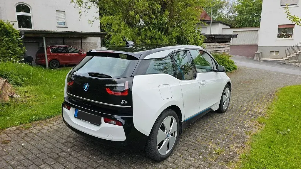 Gebraucht BMW i3 125 kW (170 PS) 2021 Weiß Kleinwagen