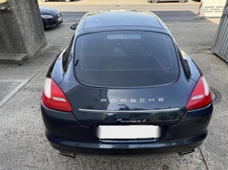 Gebraucht Porsche Panamera 299 PS (219 kW) 2010 Blau Kleinwagen