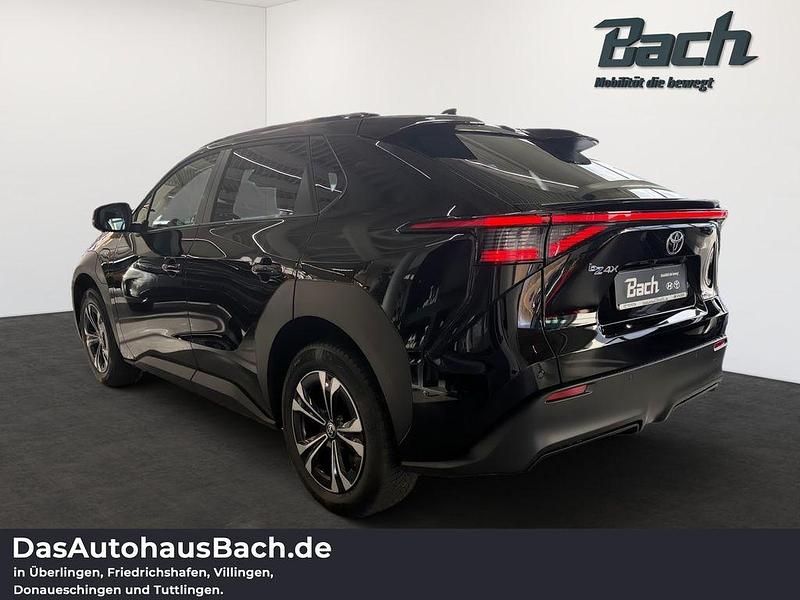 Gebraucht Toyota bZ4X Basis 150 kW (204 PS) 2023 Schwarz SUV