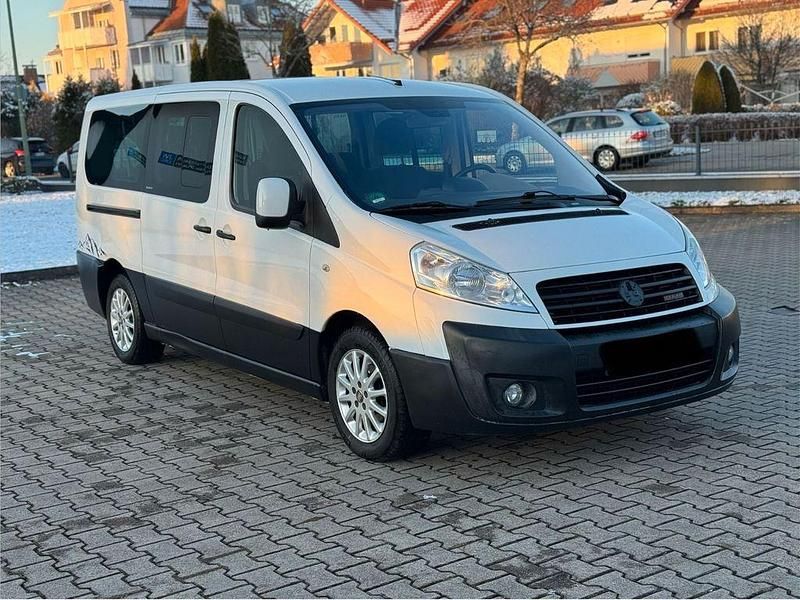 Gebraucht Fiat Scudo 163 PS (119 kW) 2010 Weiß Van