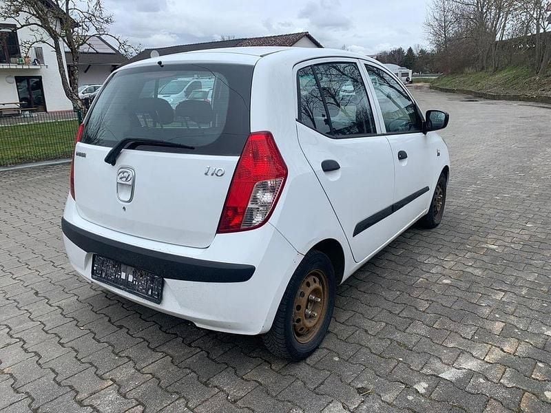 Gebraucht Hyundai i10 Edition+ 67 PS (49 kW) 2009 Weiß Kleinwagen