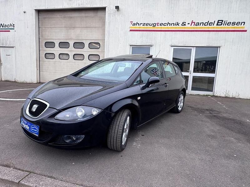 Second-hand Seat Leon Stylance 102 CP (75 kW) 2005 Negru Hatchback