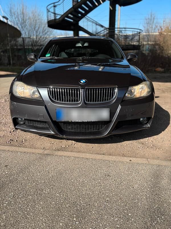 Gebraucht BMW 325 M Sport 197 PS (144 kW) 2007 Grau Kombi