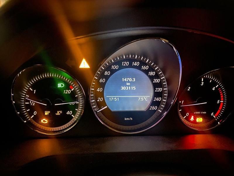 Blau Gebraucht 2009 Mercedes C220 Kombi | 3.000 € (Guter Preis) - Bild 1/4