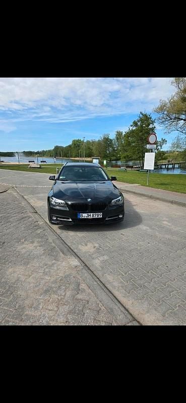 Schwarz Gebraucht 2013 BMW 520 Luxury Line Kombi | 8.500 € (Fairer Preis) - Bild 1/4