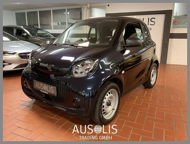 Schwarz Gebraucht 2022 Smart ForTwo Electric Drive Coupé | 8.990 € (Guter Preis) - Bild 1/4