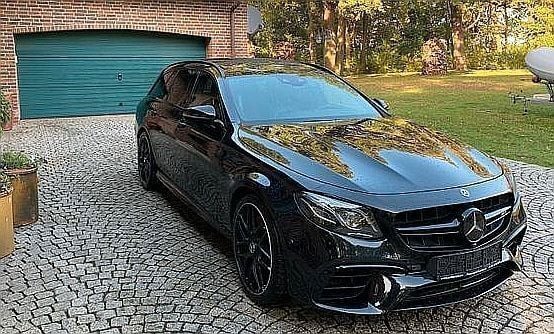 Schwarz Gebraucht 2019 Mercedes E63S AMG AMG Kombi | 53.990 € (Superpreis) - Bild 1/2