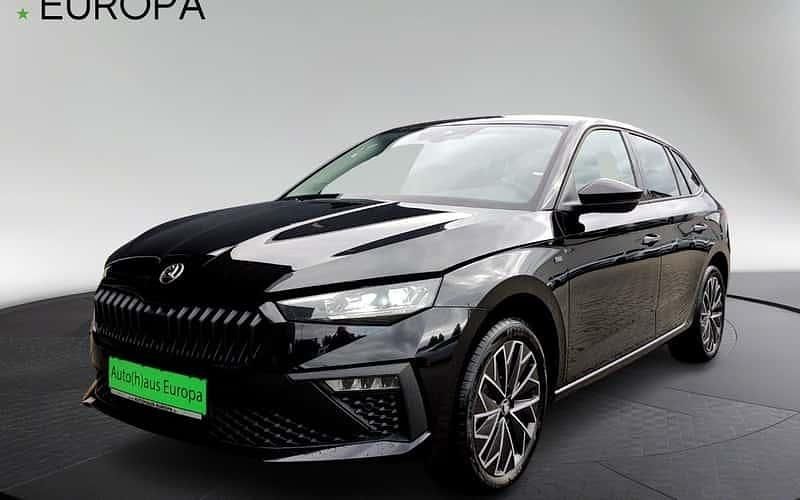 Schwarz Neu 2025 Skoda Scala Selection Kleinwagen | 30.490 € - Bild 1/4