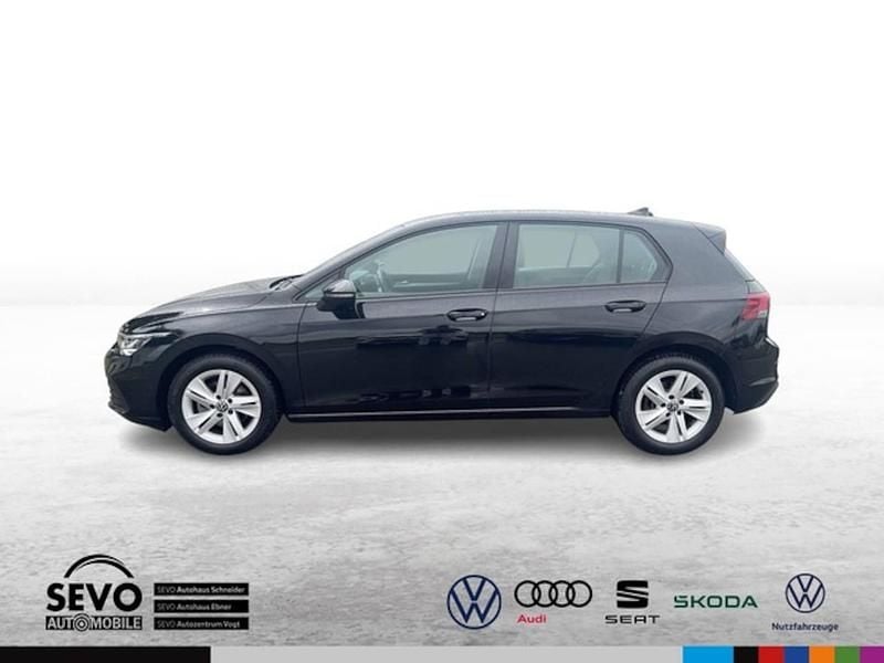 Gebraucht VW Golf VIII Life 150 PS (110 kW) 2022 Schwarz Limousine